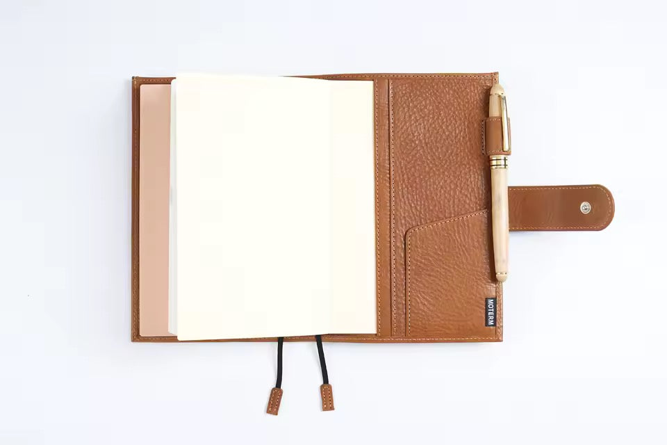Moterm B6 Slim Full Grain Veg Tanned leather cover