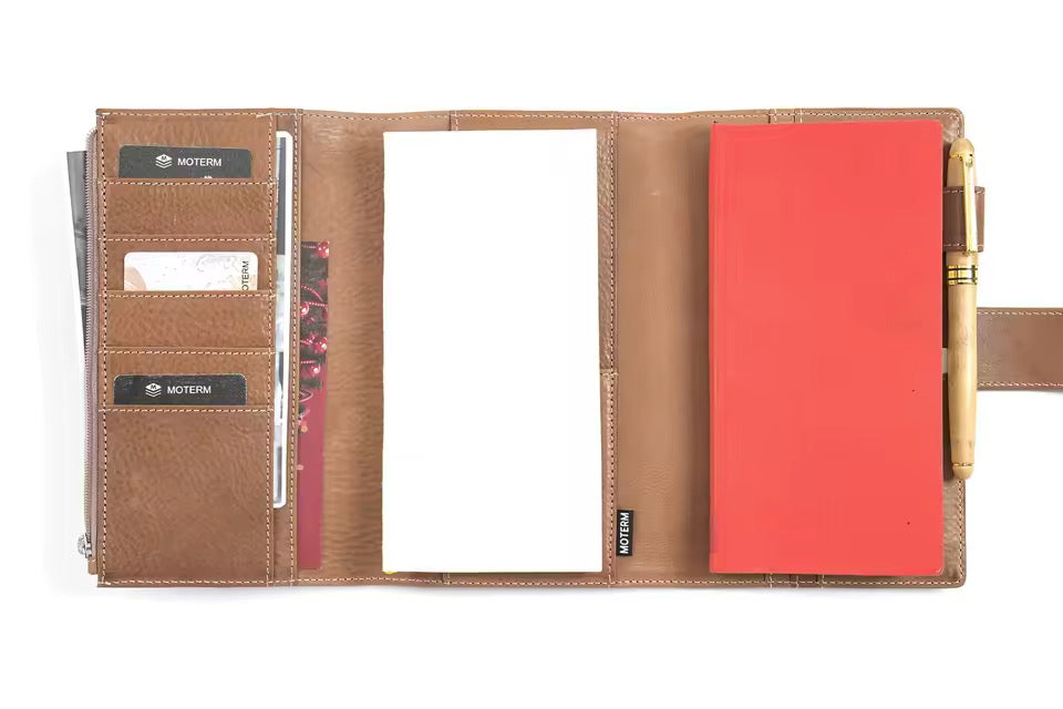 Moterm Weeks Trifold Vegetable Tanned Leather Planner Cover