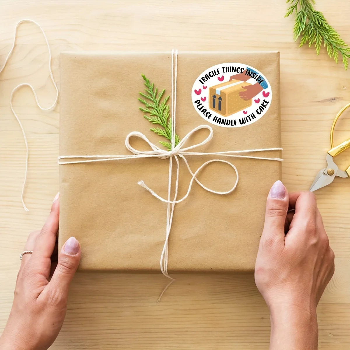 200 fragile business mailing stickers