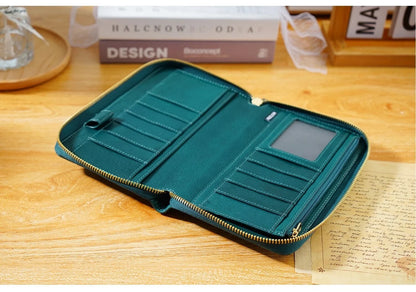 Moterm Full Grain Vegetable Tanned Zip Weeks 2.0 cover