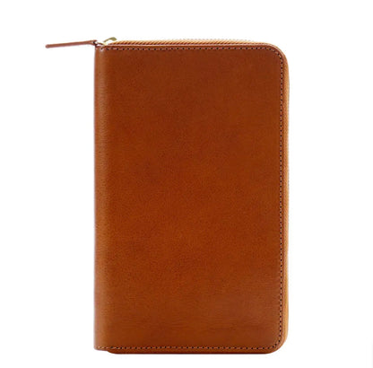 Moterm Full Grain Vegetable Tanned Zip Weeks 2.0 cover