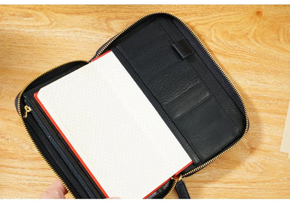 Moterm Full Grain Vegetable Tanned Zip Weeks 2.0 cover