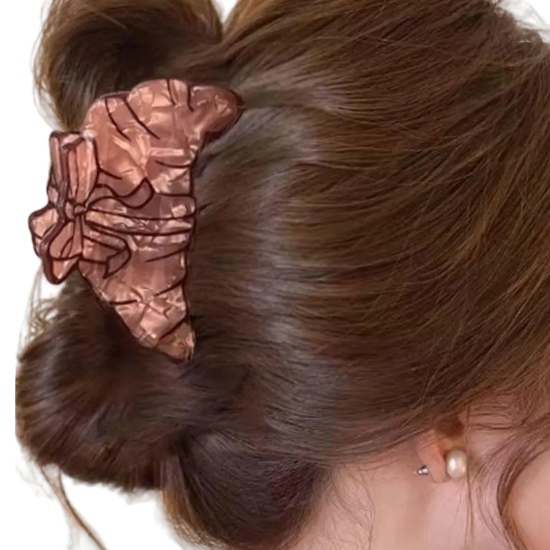 Croissant hair claw clip