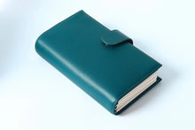 Load image into Gallery viewer, Moterm Companion Travel Journal cover